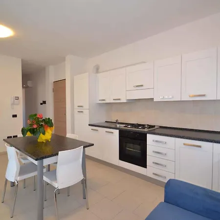 Apartamento Two-bedroom Rosolina Mare Near Sea 9 Rosapineta