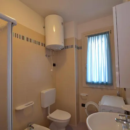 Two-bedroom Rosolina Mare Near Sea 9 Apartman *